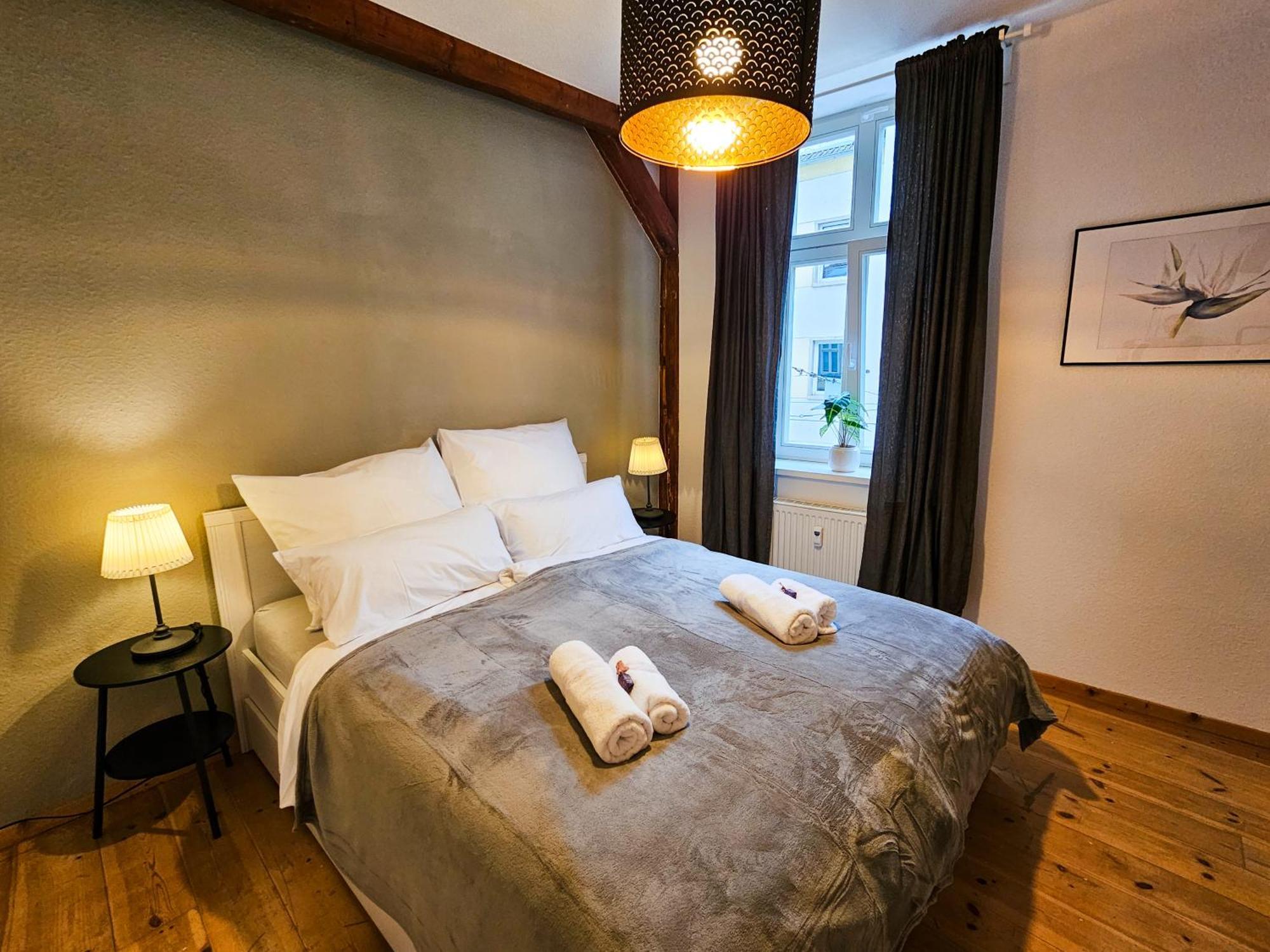 Micasa Rooms - Altstadt Zentral - Zwischen Anger Und Kraemerbruecke - Wlan - Familienfreundlich Erfurt Dış mekan fotoğraf