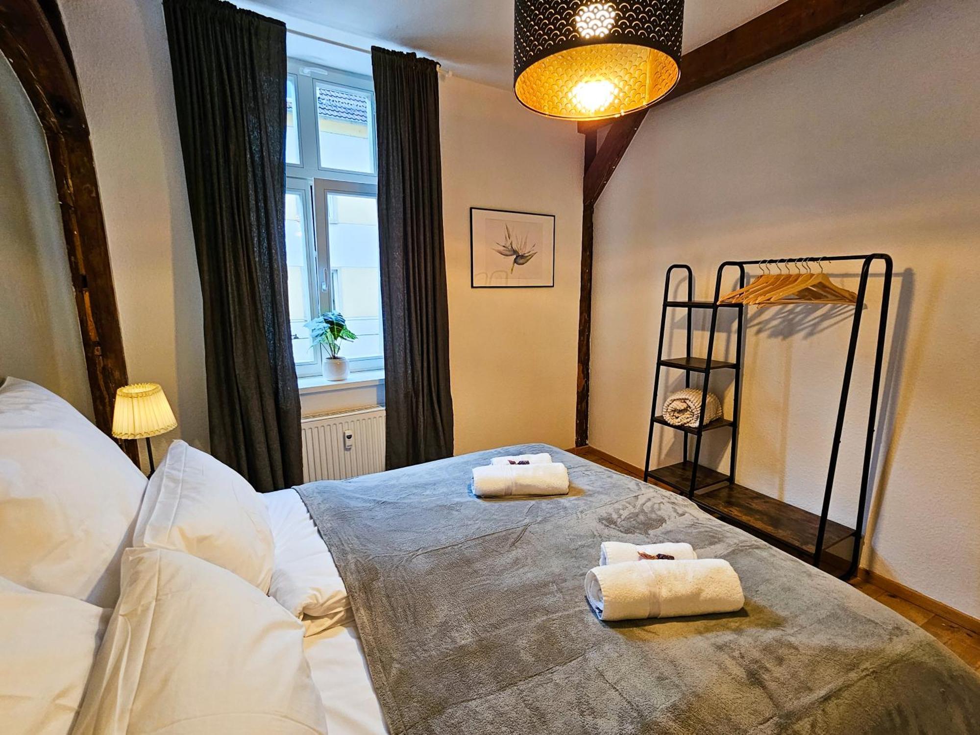 Micasa Rooms - Altstadt Zentral - Zwischen Anger Und Kraemerbruecke - Wlan - Familienfreundlich Erfurt Dış mekan fotoğraf